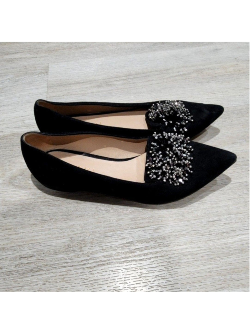 M. Gemi Shoes Womens 6.5 Black Suede Beaded Pointed Toe Flats Italy Dressy